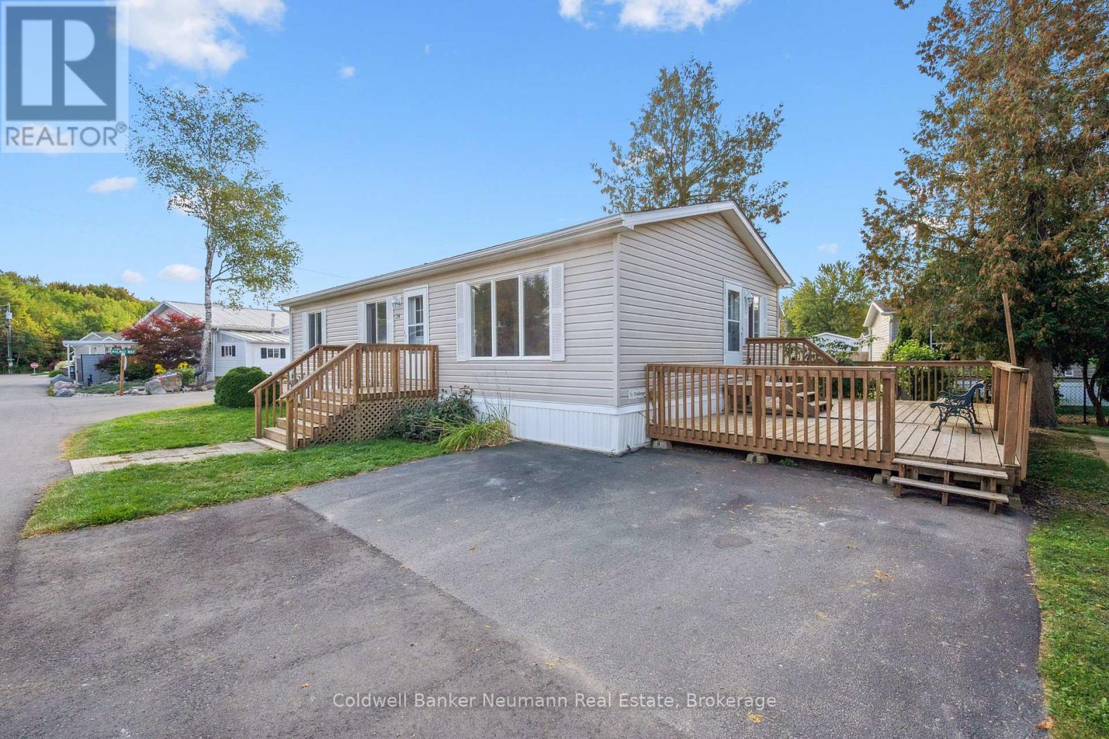 34 WATER STREET, Puslinch, Ontario