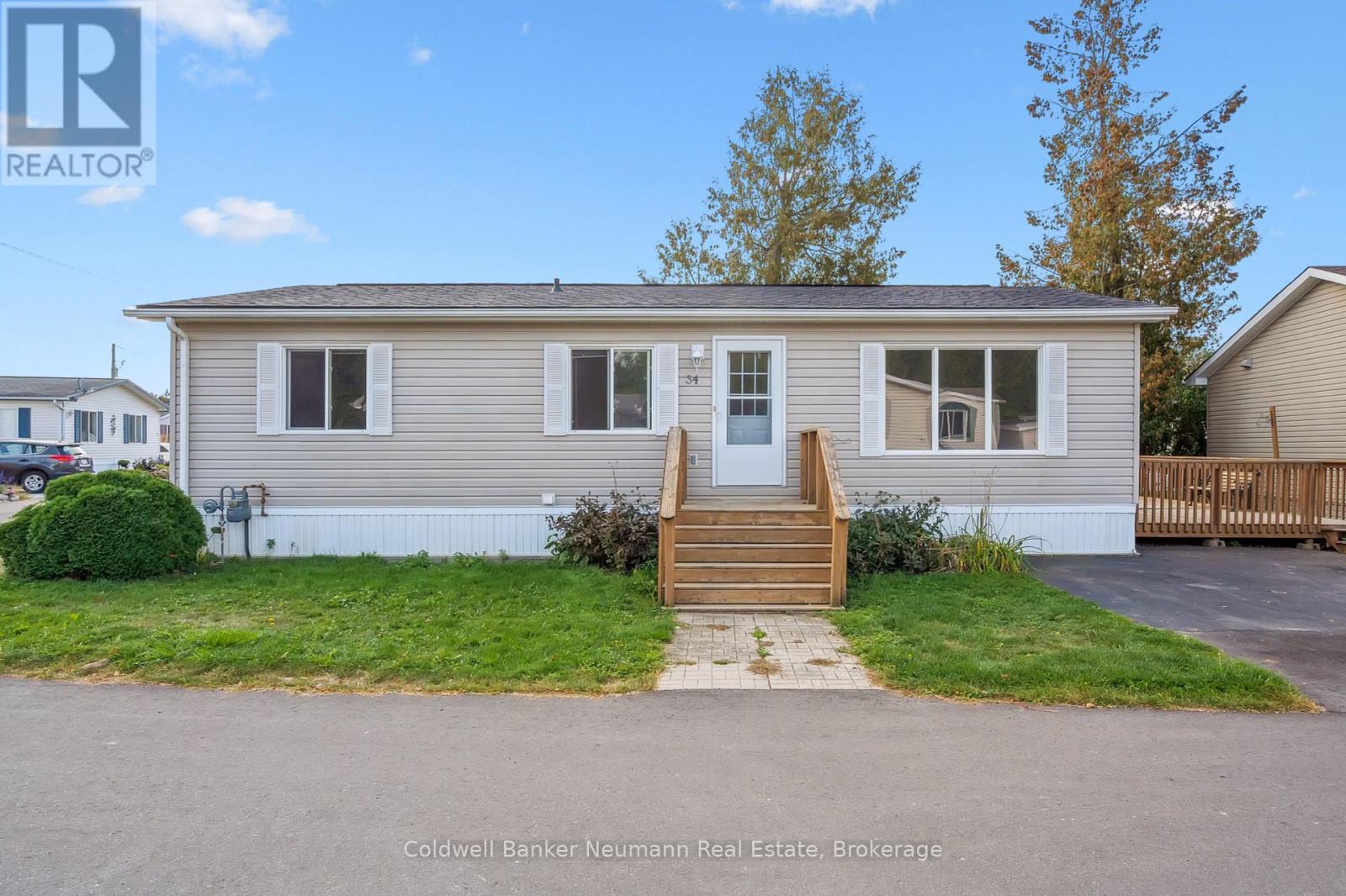 34 Water Street, Puslinch, Ontario  N0B 2J0 - Photo 13 - X12426087