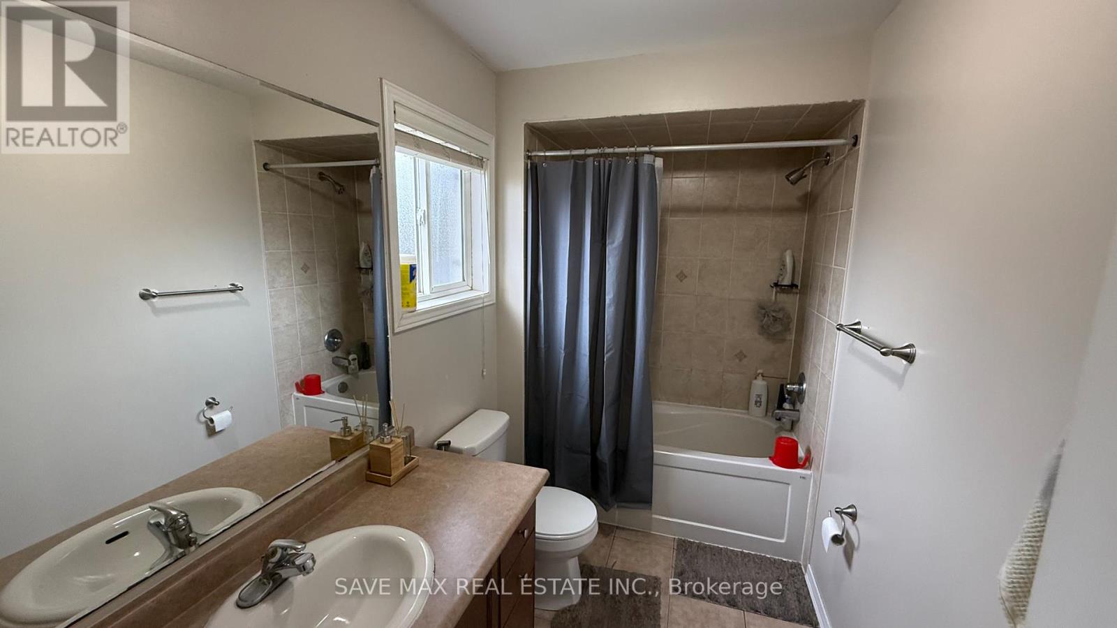 98 Sleightholme Crescent, Brampton, Ontario  L6P 3E6 - Photo 16 - W12406595