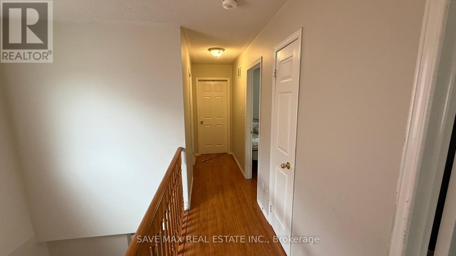 98 Sleightholme Crescent, Brampton, Ontario  L6P 3E6 - Photo 12 - W12406595