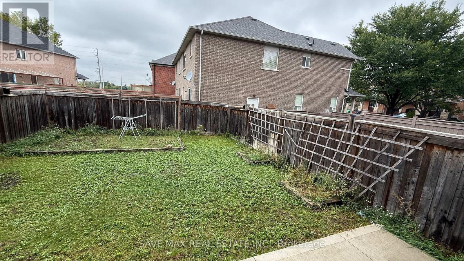 98 Sleightholme Crescent, Brampton, Ontario  L6P 3E6 - Photo 22 - W12406595