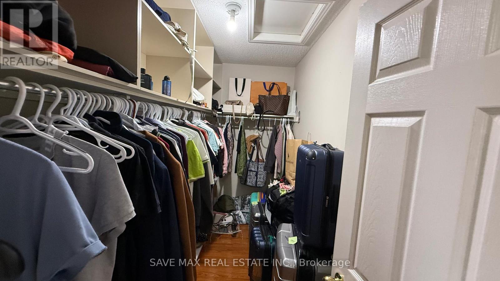 98 Sleightholme Crescent, Brampton, Ontario  L6P 3E6 - Photo 17 - W12406595