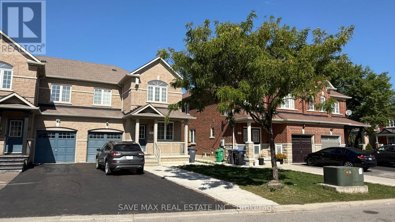98 Sleightholme Crescent, Brampton, Ontario  L6P 3E6 - Photo 3 - W12406595