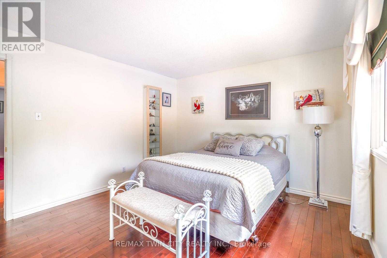 57 Ashgrove Avenue, Brantford, Ontario  N3R 6E3 - Photo 25 - X12359082