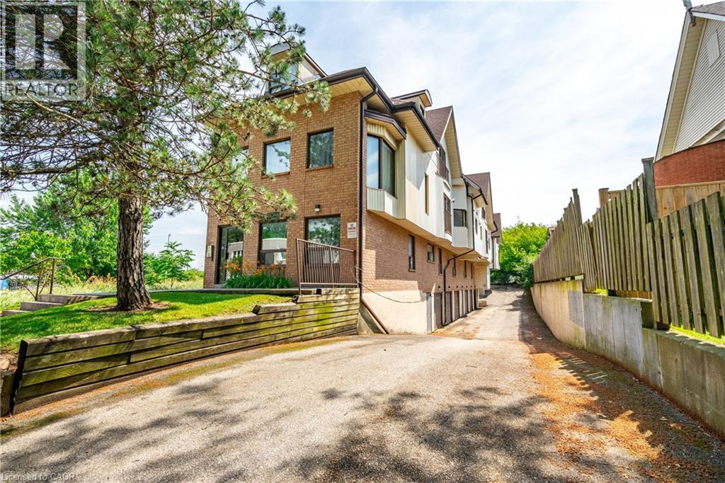 4872 Valley Way Unit# 101, Niagara Falls, Ontario  L2E 1W3 - Photo 3 - 40773507