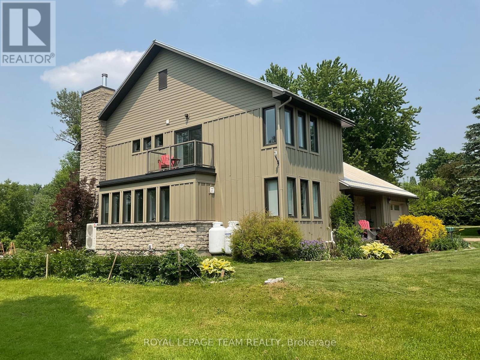 3 Mary Street, North Grenville, Ontario  K0G 1B0 - Photo 1 - X12396469