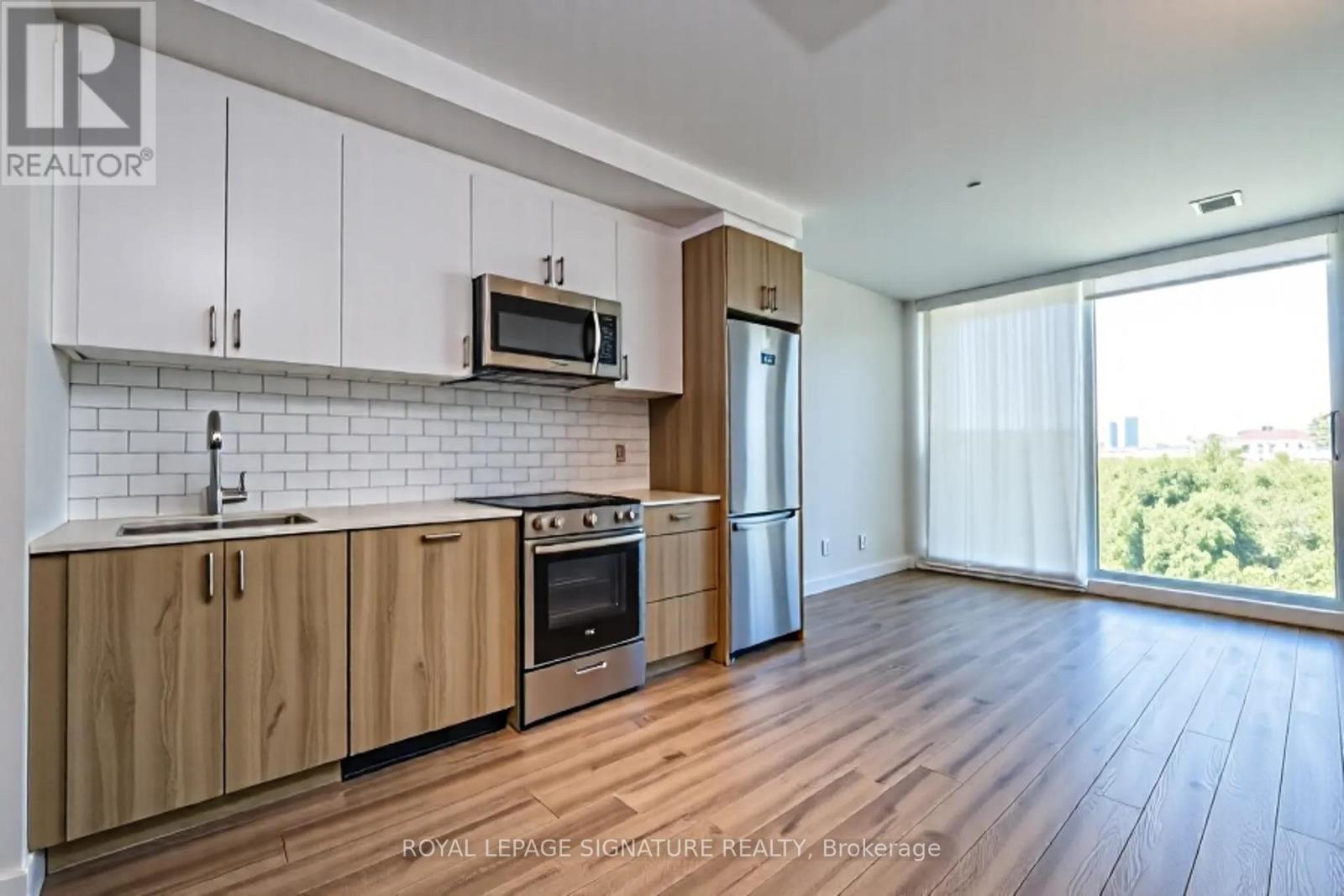 606 - 1195 The Queensway, Toronto, Ontario  M8Z 1R6 - Photo 11 - W12425831