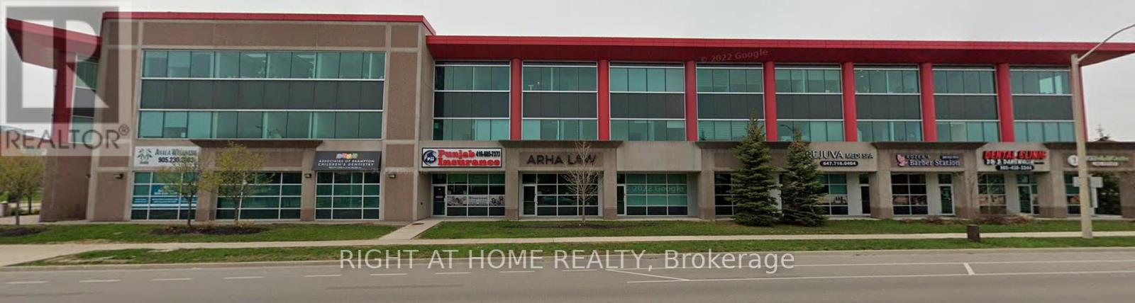 305 - 50 Sunny Meadow Boulevard, Brampton, Ontario  L6R 0Y7 - Photo 2 - W12425847