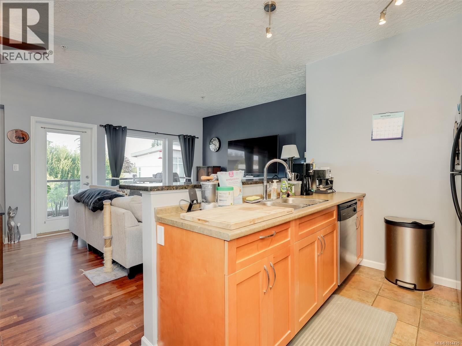 308 2747 Jacklin Rd, Langford, British Columbia  V9B 3X7 - Photo 8 - 1014425