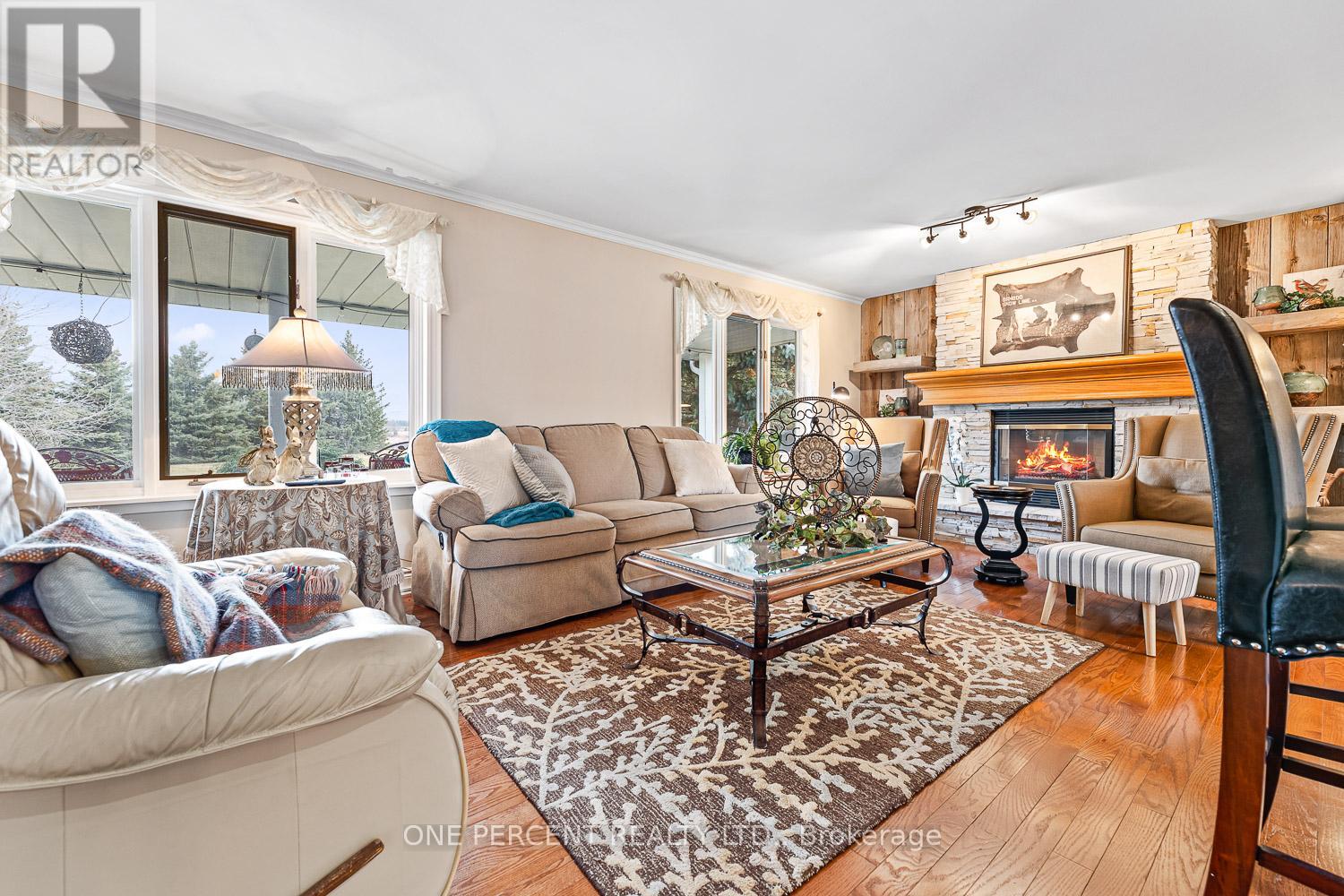 18234 Mississauga Road, Caledon, Ontario  L7K 1M2 - Photo 21 - W12425856