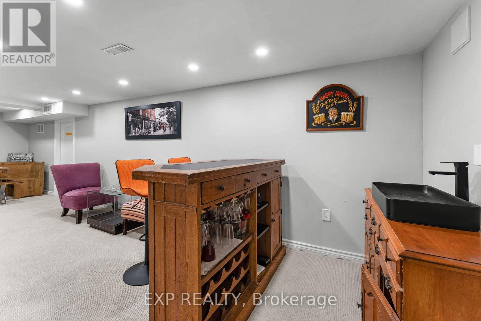 208 Glen Oak Drive, Oakville (Wo West), Ontario  L6K 2J2 - Photo 19 - W12425875
