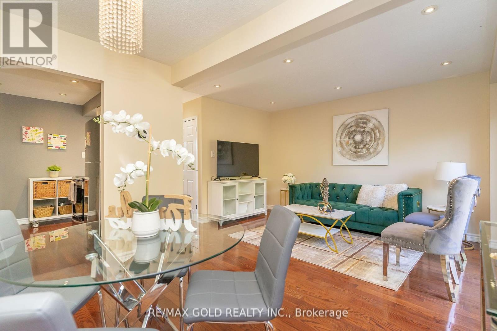 61 - 46 Dearbourne Boulevard, Brampton, Ontario  L6T 1J7 - Photo 11 - W12425914