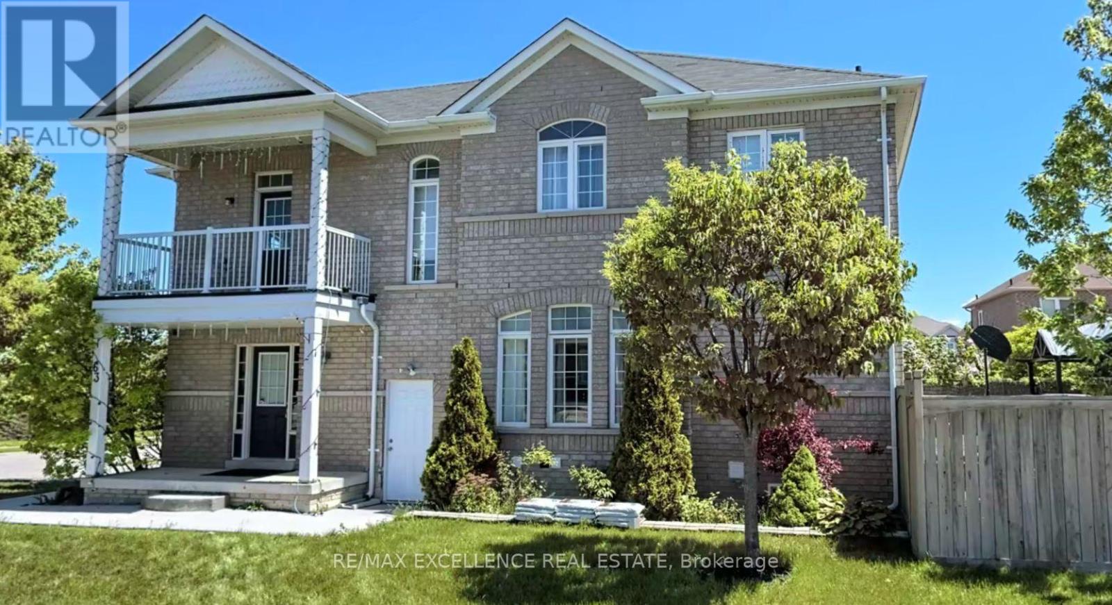63 Wellsprings Drive, Brampton, Ontario  L6V 4T1 - Photo 2 - W12425916