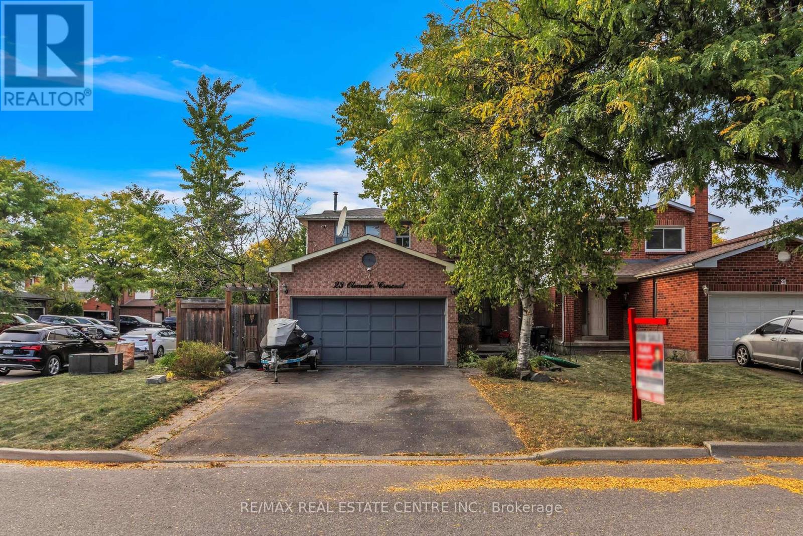 23 OLEANDER CRESCENT N, Brampton, Ontario
