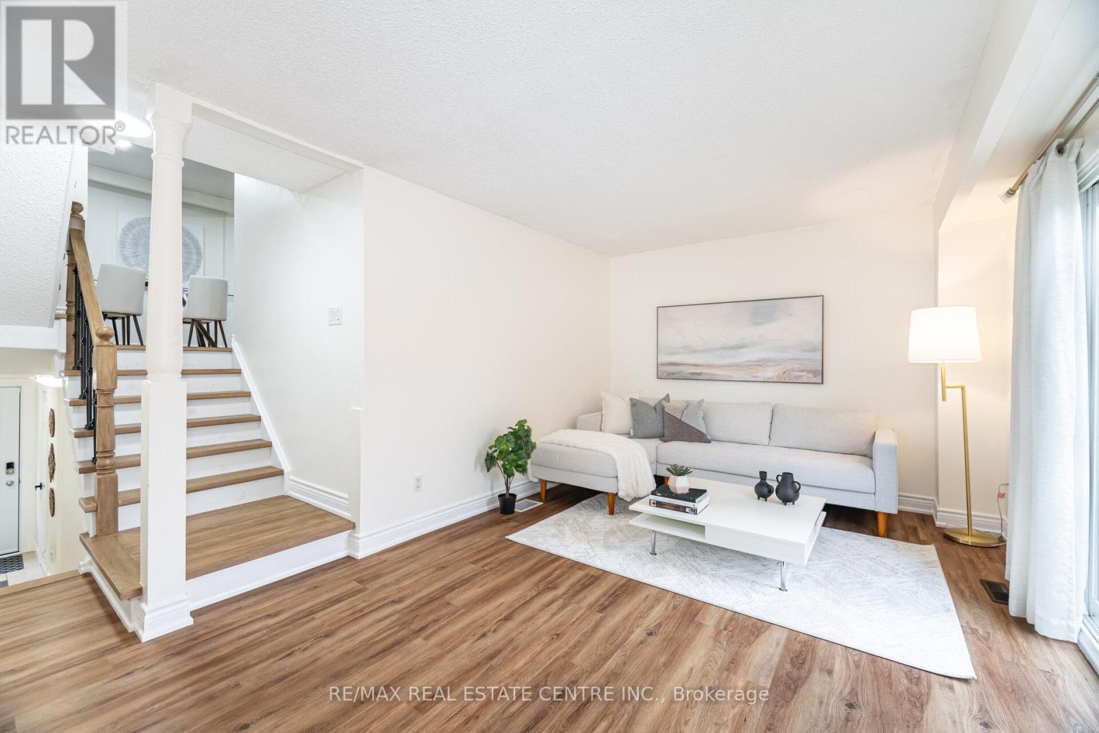 34 - 30 HESLOP ROAD, Milton, Ontario