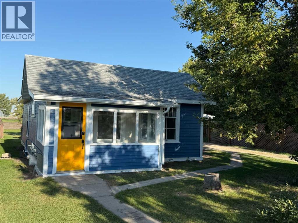 32 2 Street W, Arrowwood, Alberta