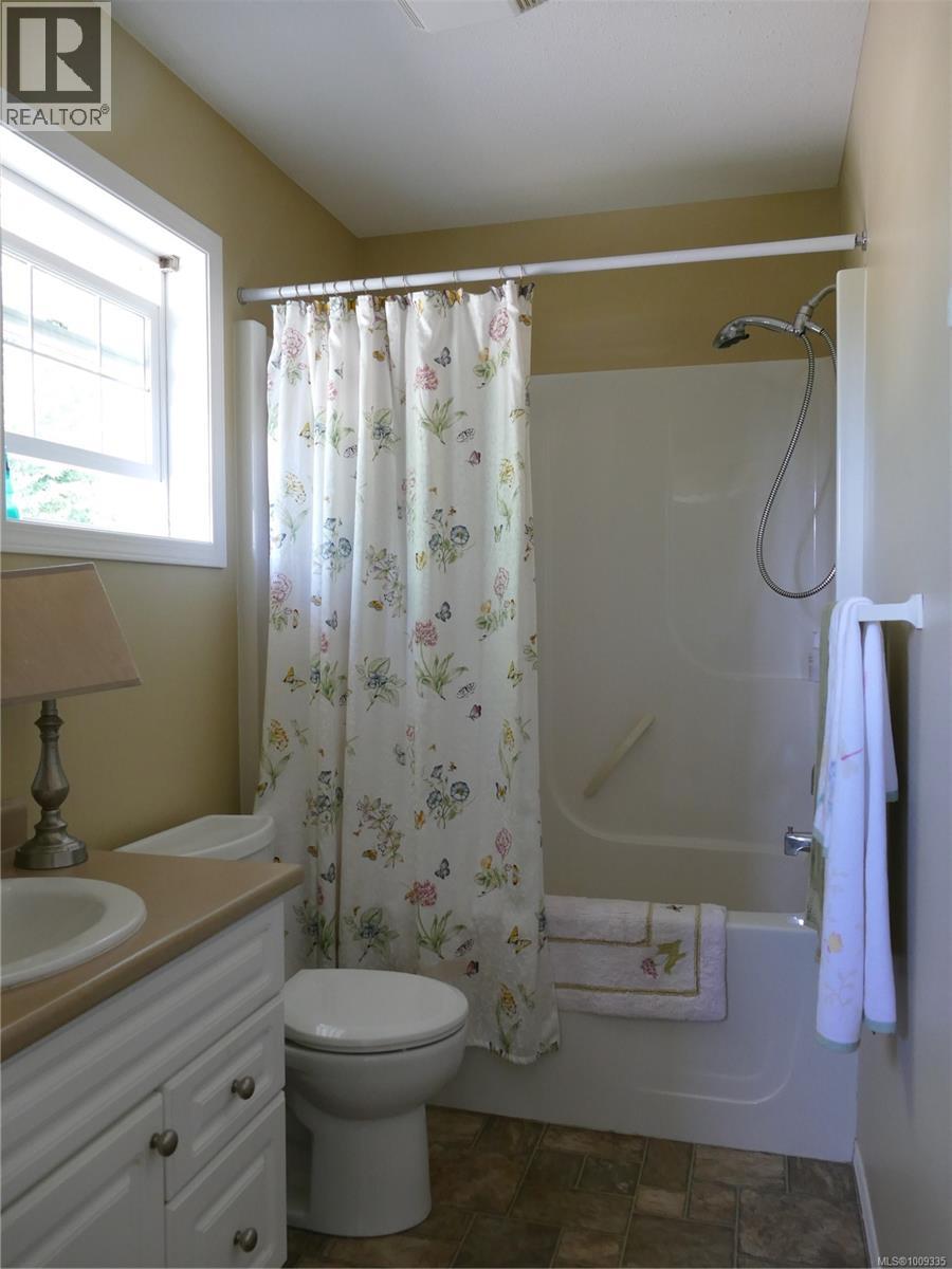 365 Niluht Dr, Campbell River, British Columbia  V9W 8G5 - Photo 14 - 1009335