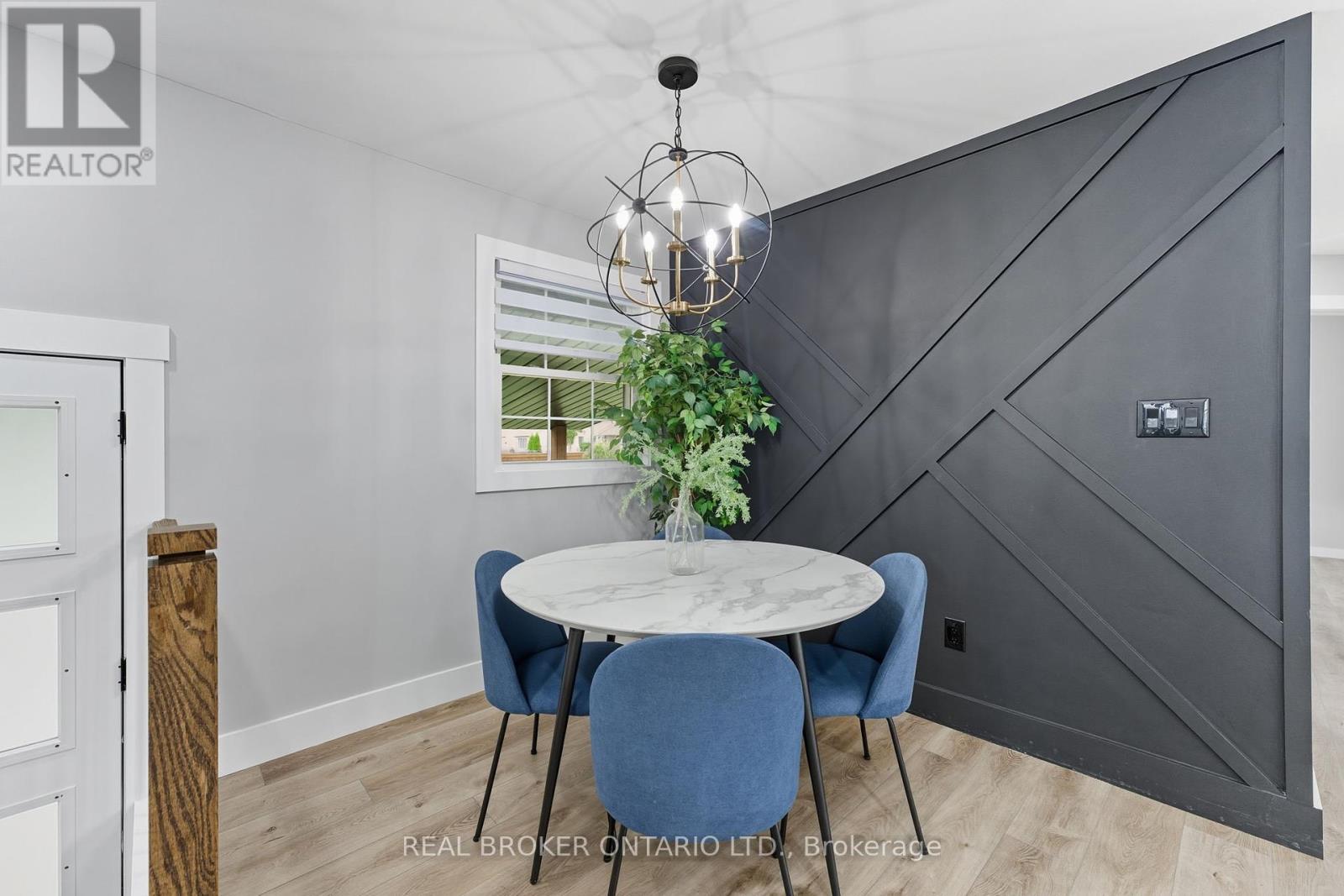 61 Clench Avenue, Brantford, Ontario  N3T 1B7 - Photo 6 - X12425926