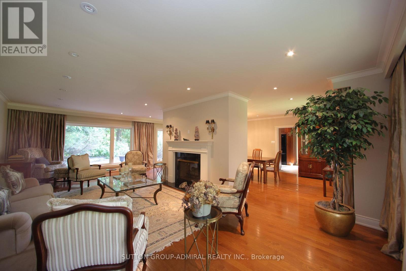 91 Forest Grove Drive, Toronto, Ontario  M2K 1Z4 - Photo 13 - C12426000
