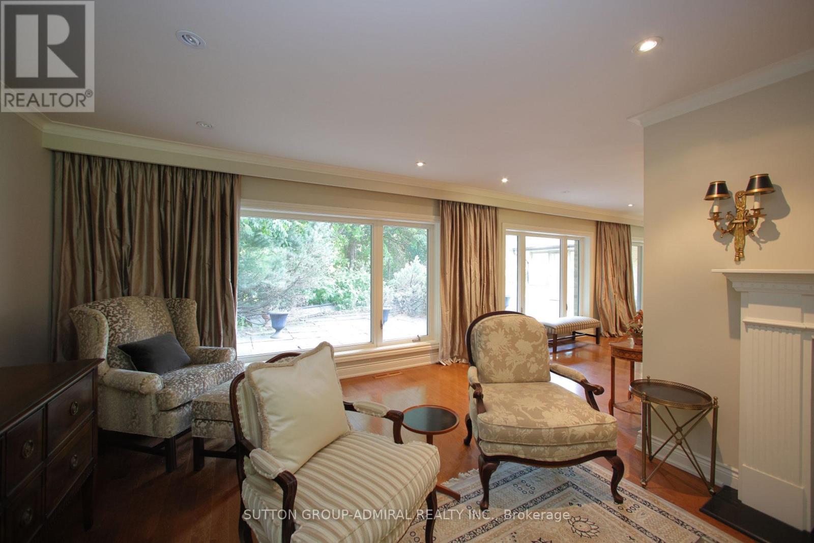91 Forest Grove Drive, Toronto, Ontario  M2K 1Z4 - Photo 16 - C12426000