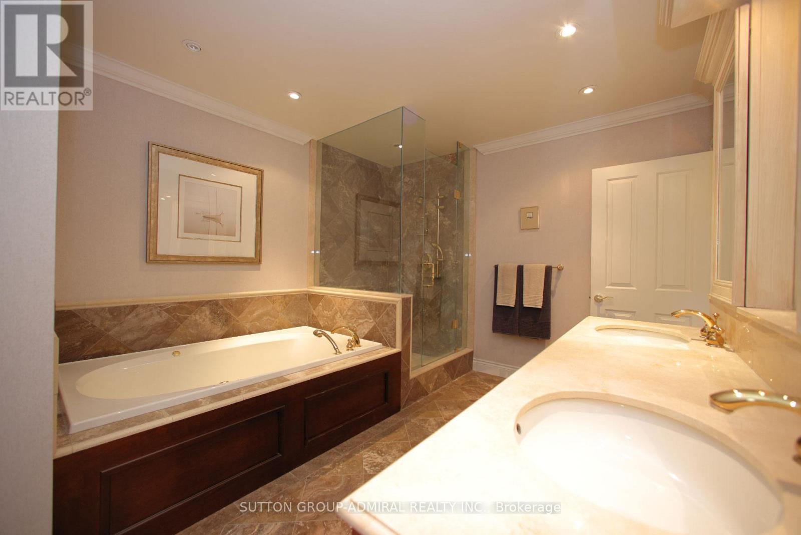 91 Forest Grove Drive, Toronto, Ontario  M2K 1Z4 - Photo 29 - C12426000