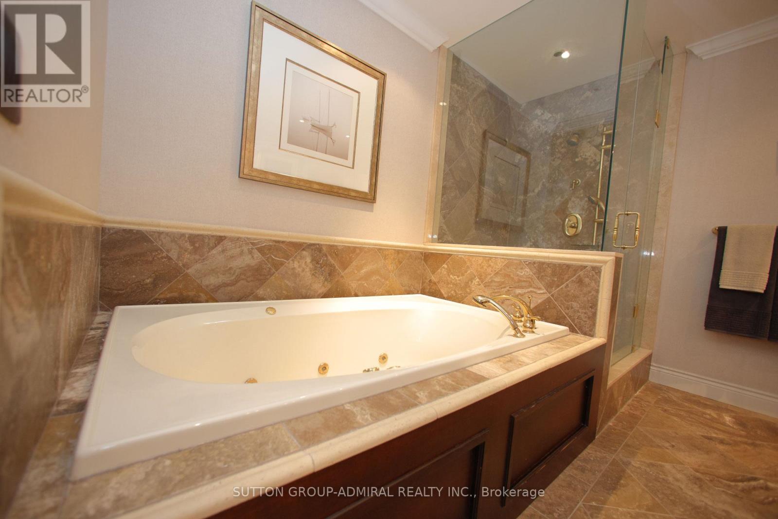91 Forest Grove Drive, Toronto, Ontario  M2K 1Z4 - Photo 30 - C12426000