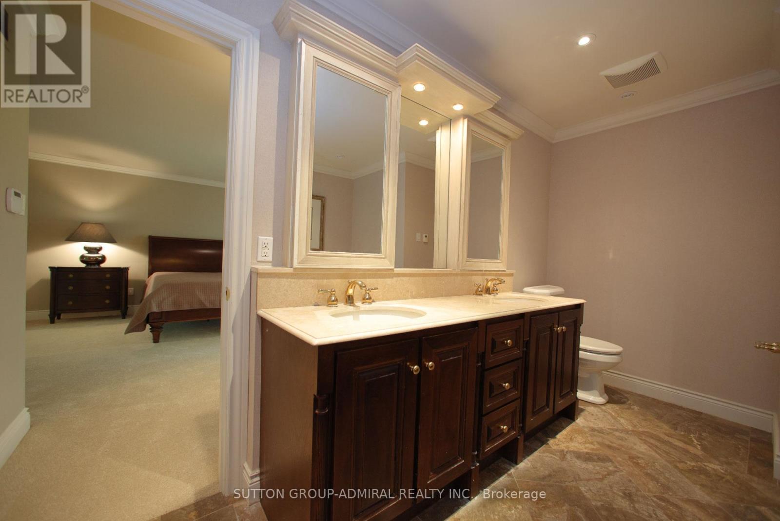 91 Forest Grove Drive, Toronto, Ontario  M2K 1Z4 - Photo 31 - C12426000