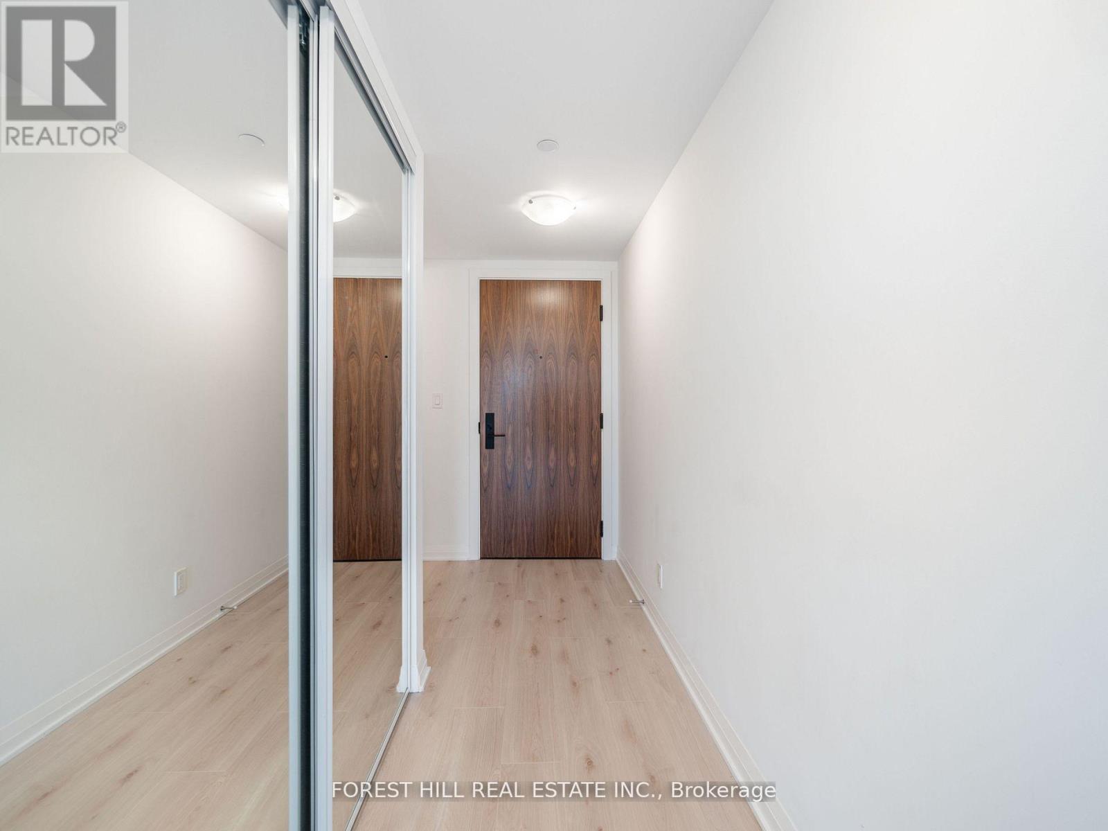 1007 - 99 Foxbar Road, Toronto, Ontario  M4V 0B2 - Photo 11 - C12426067