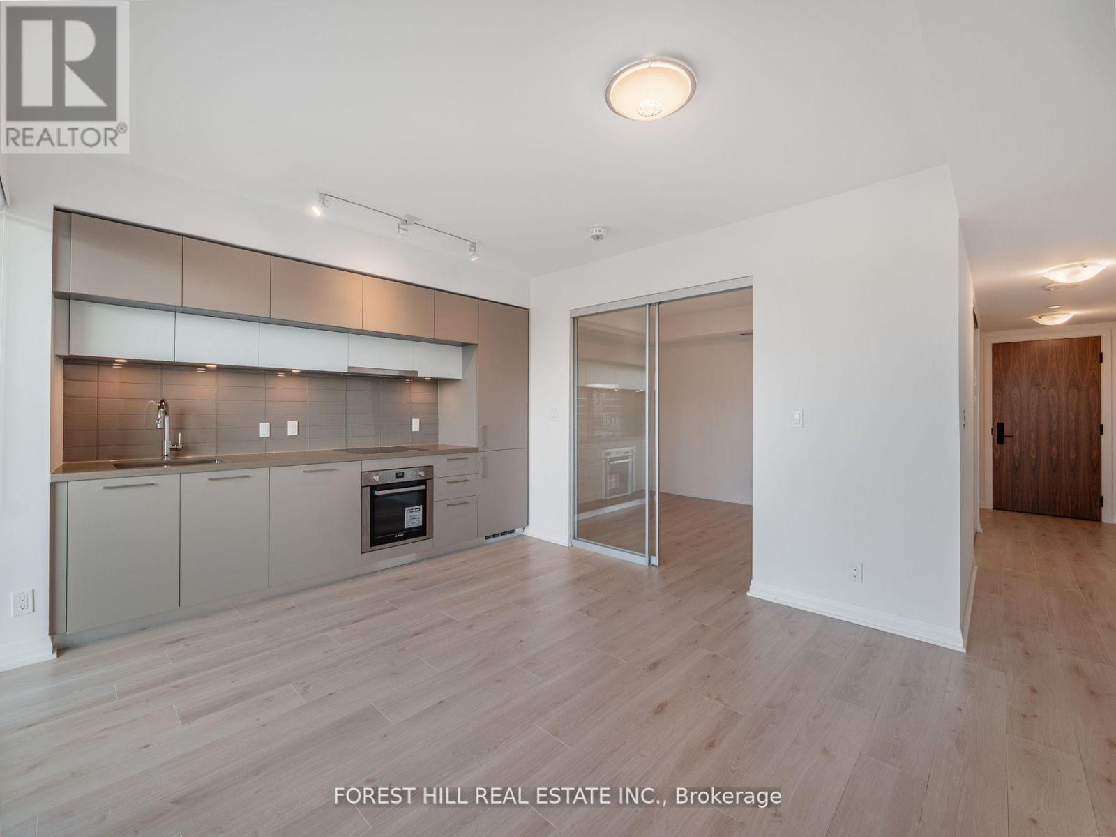 1007 - 99 Foxbar Road, Toronto, Ontario  M4V 0B2 - Photo 14 - C12426067