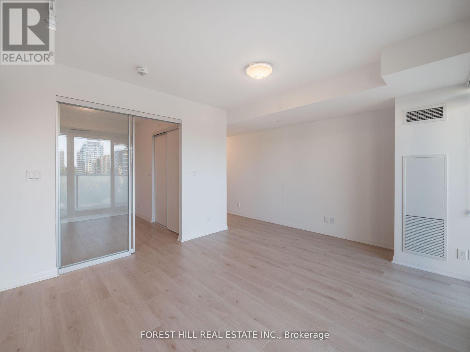 1007 - 99 Foxbar Road, Toronto, Ontario  M4V 0B2 - Photo 15 - C12426067