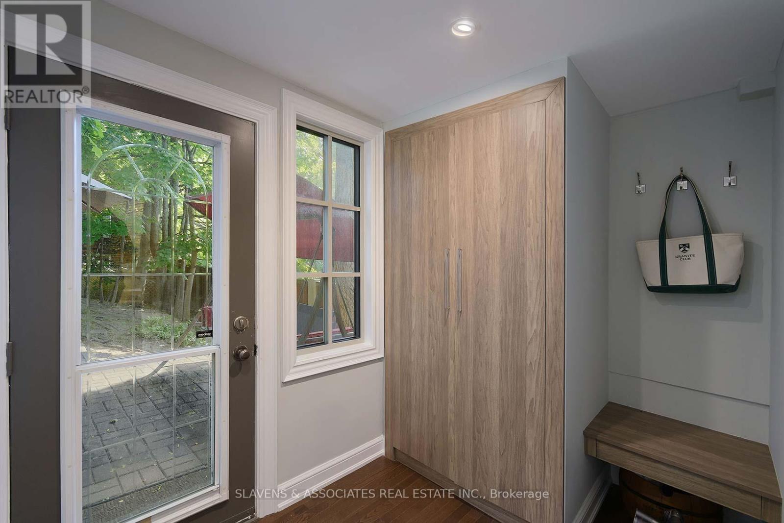 21 Wembley Road, Toronto, Ontario  M6C 2E8 - Photo 17 - C12426090