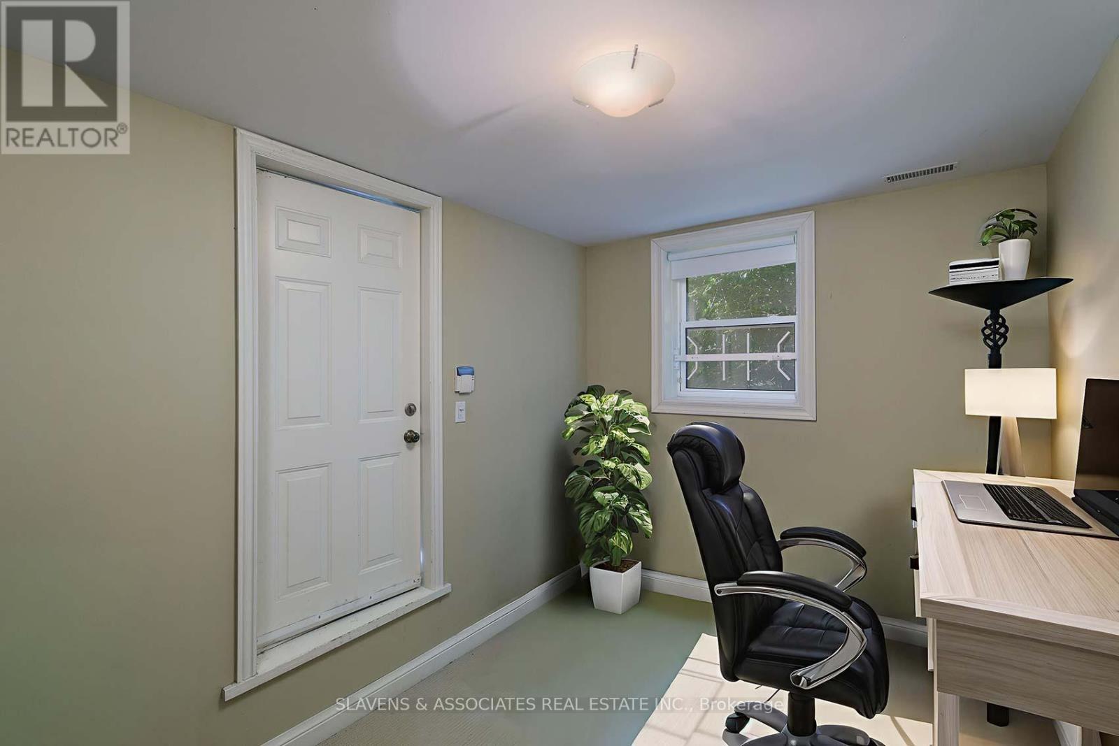 21 Wembley Road, Toronto, Ontario  M6C 2E8 - Photo 30 - C12426090
