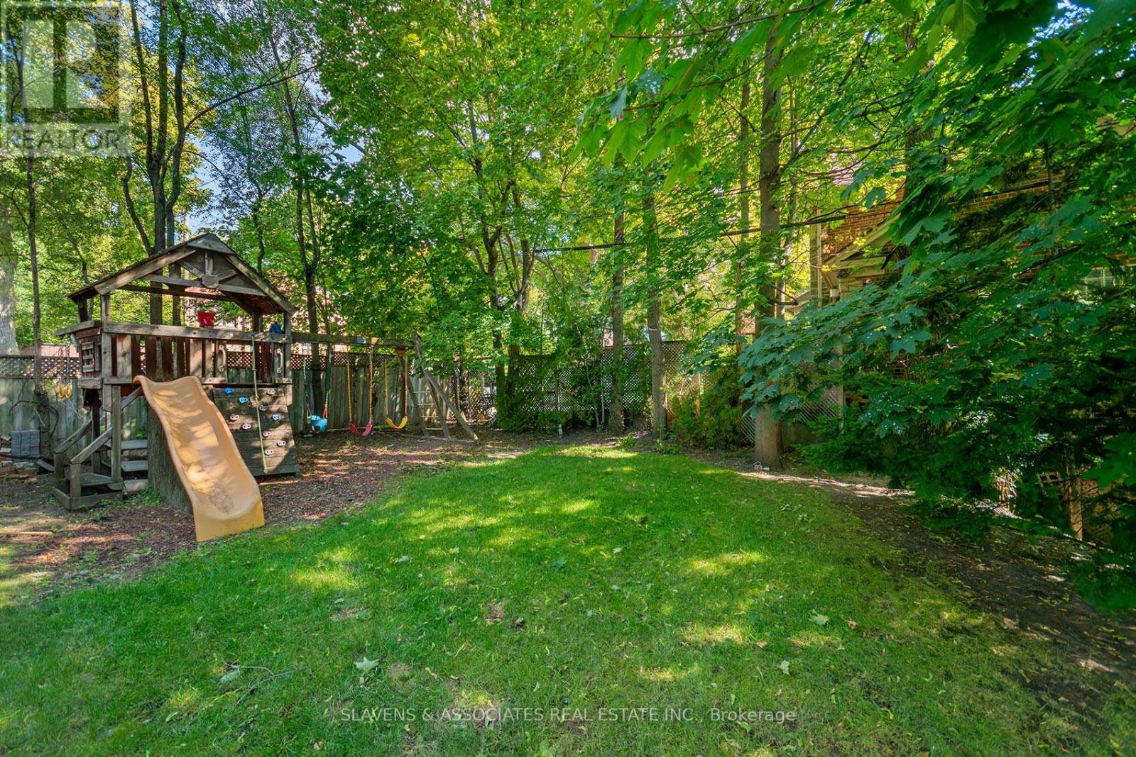 21 Wembley Road, Toronto, Ontario  M6C 2E8 - Photo 32 - C12426090