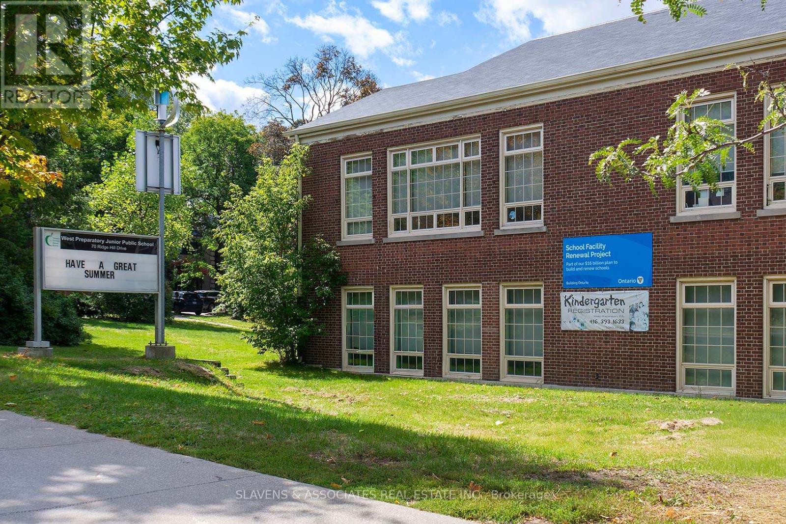 21 Wembley Road, Toronto, Ontario  M6C 2E8 - Photo 38 - C12426090