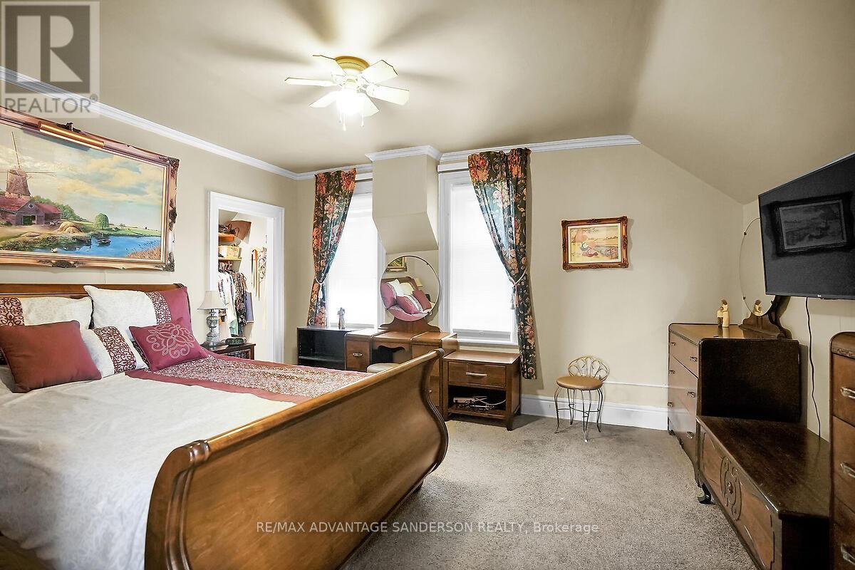 8523 Townsend Line, Lambton Shores, Ontario  N0M 1B0 - Photo 46 - X12426132