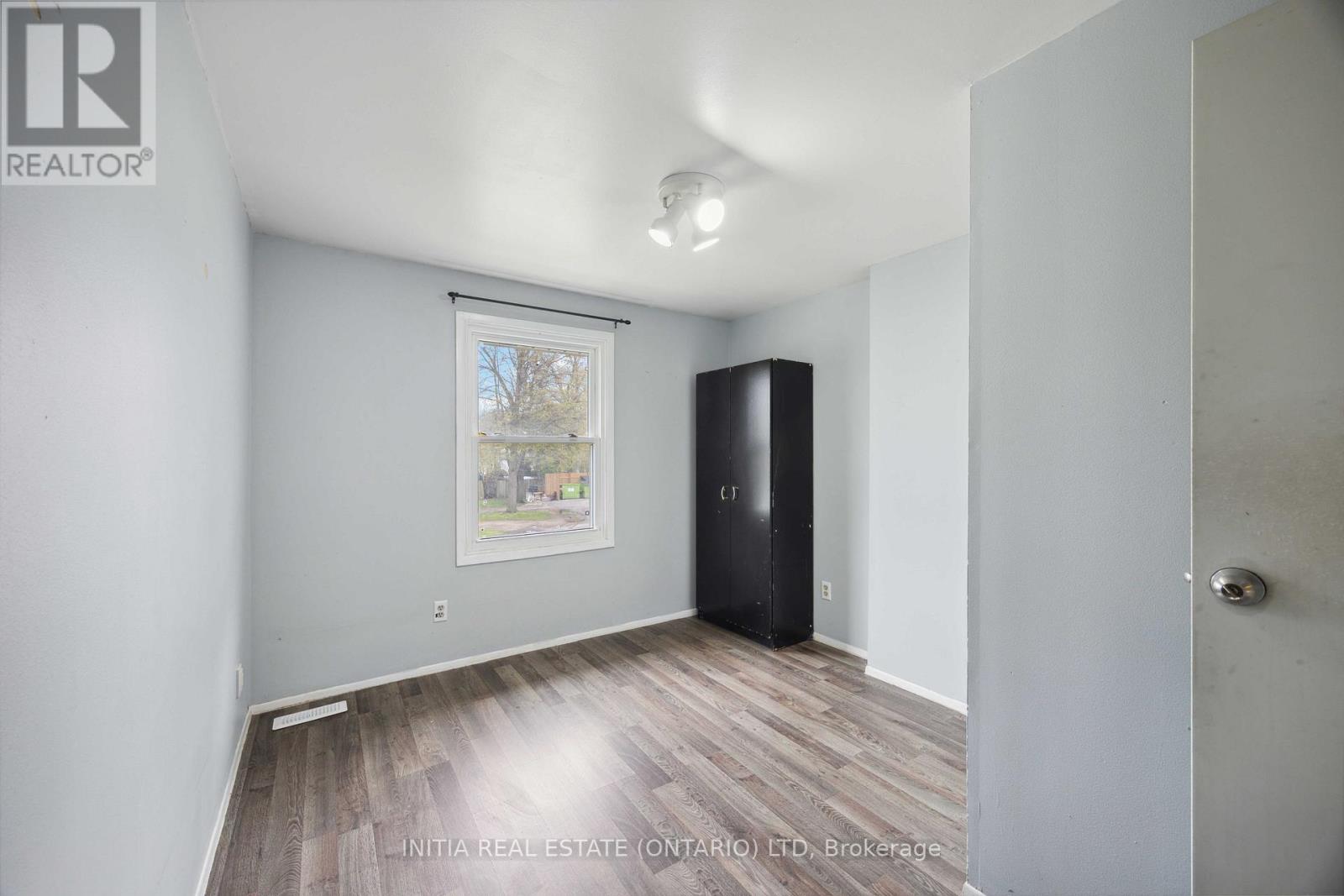 27 - 825 Exmouth Street, Sarnia, Ontario  N7T 5R1 - Photo 16 - X12426164