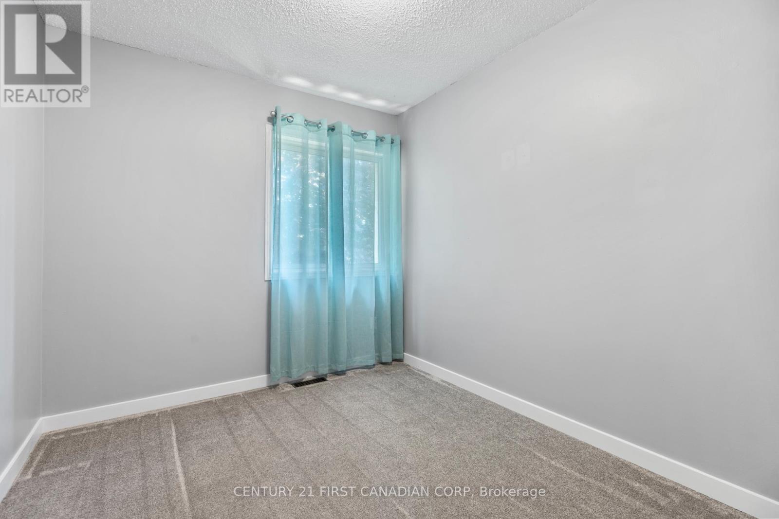 154 - 700 Osgoode Drive, London South, Ontario  N6E 2H1 - Photo 13 - X12426167