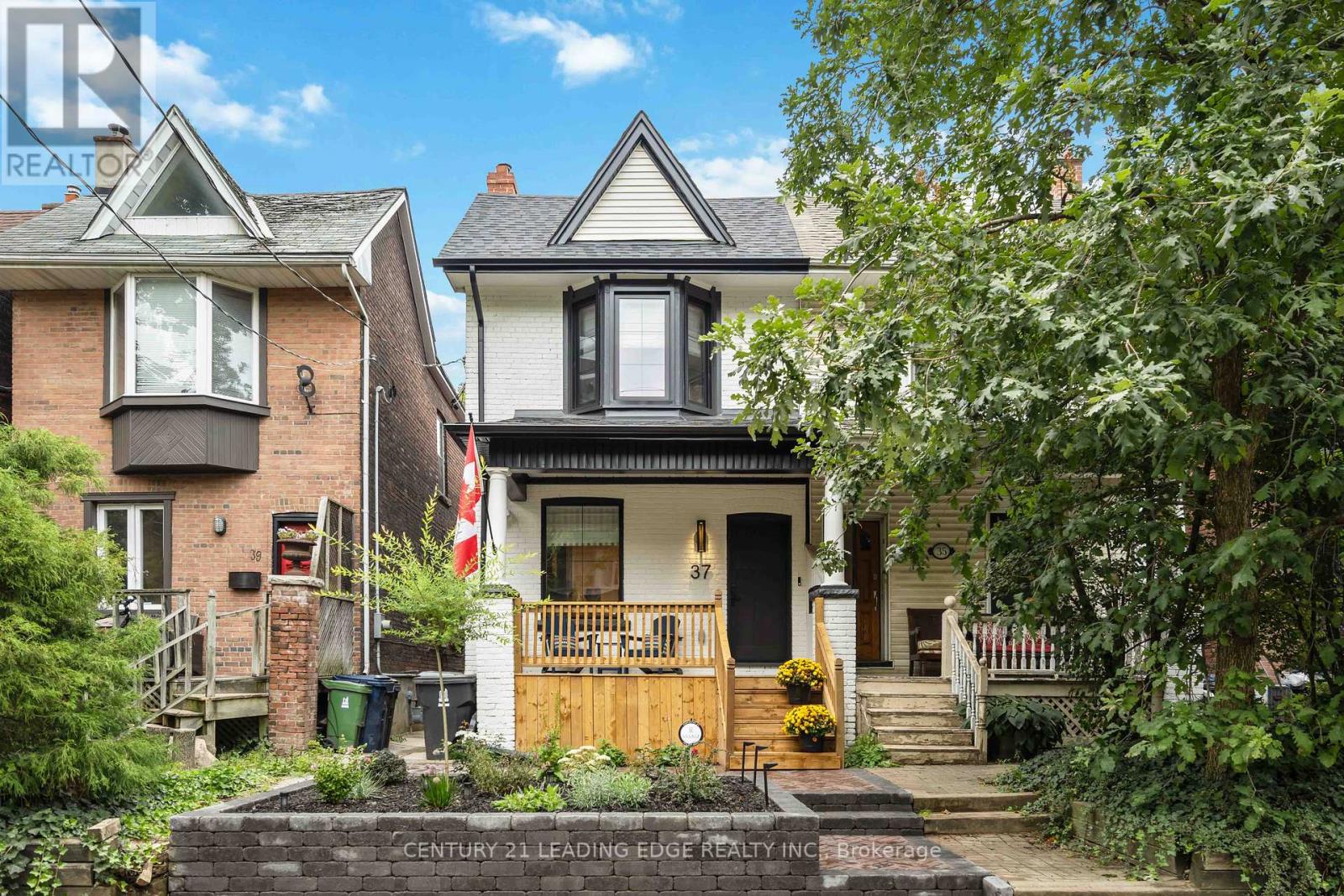 37 BERTMOUNT AVENUE, Toronto, Ontario