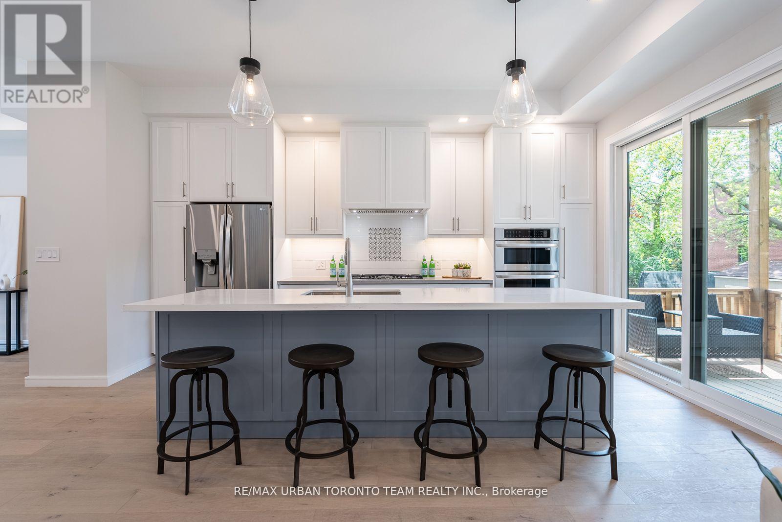 26 Kalmar Avenue, Toronto, Ontario  M1N 3G3 - Photo 10 - E12426022