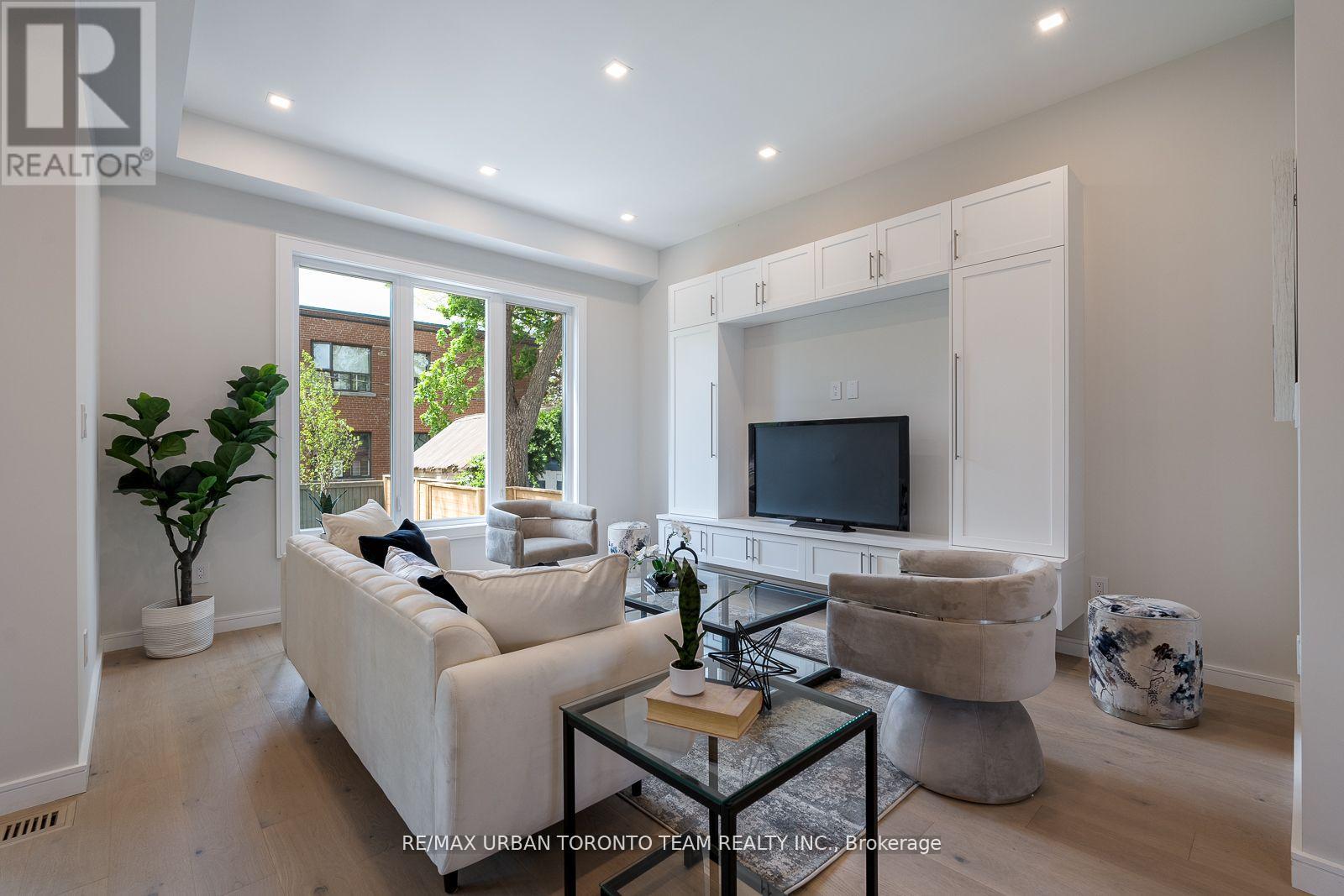 26 Kalmar Avenue, Toronto, Ontario  M1N 3G3 - Photo 13 - E12426022