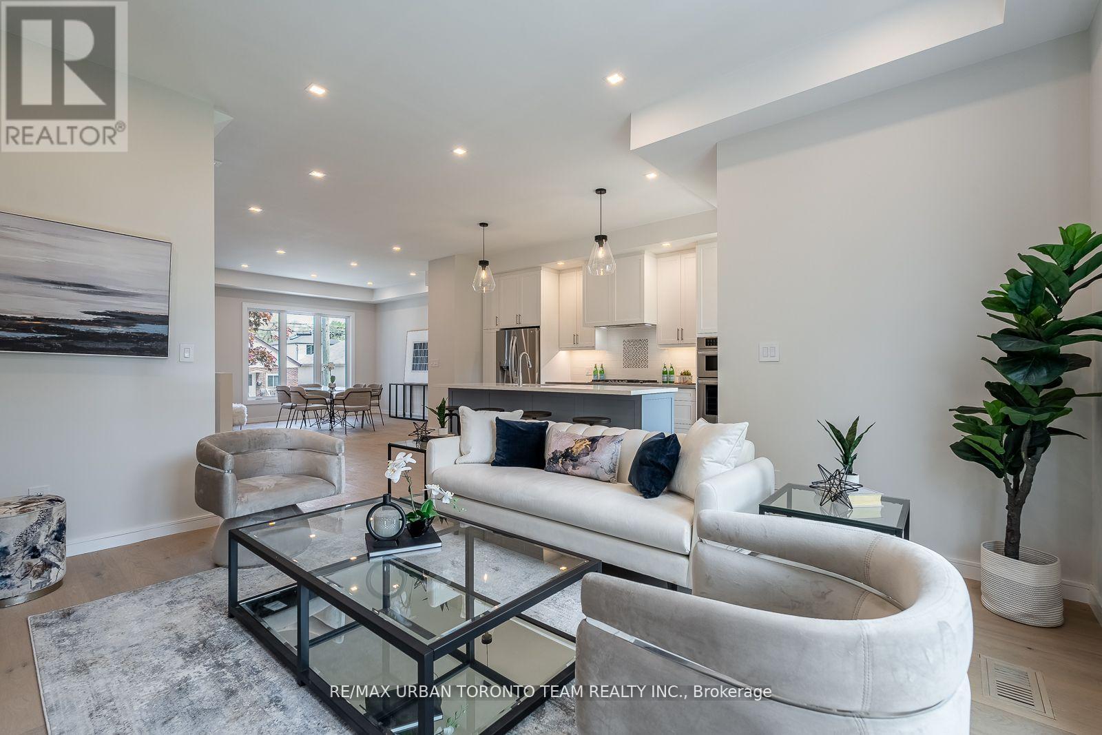 26 Kalmar Avenue, Toronto, Ontario  M1N 3G3 - Photo 14 - E12426022