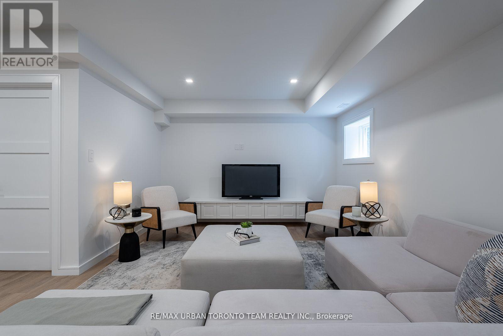 26 Kalmar Avenue, Toronto, Ontario  M1N 3G3 - Photo 29 - E12426022