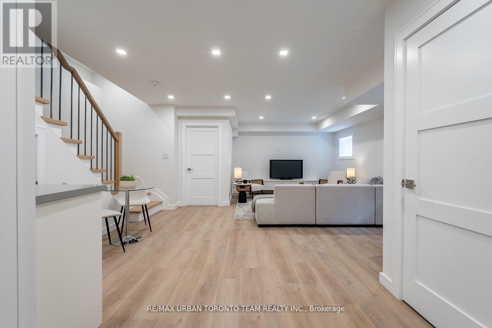 26 Kalmar Avenue, Toronto, Ontario  M1N 3G3 - Photo 31 - E12426022
