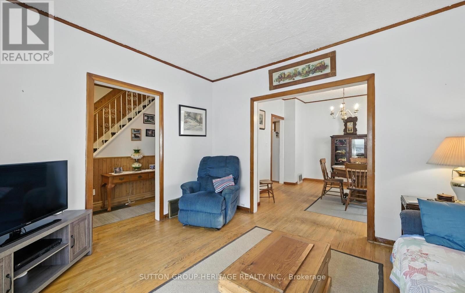 170 Alma Street, Oshawa, Ontario  L1G 2C2 - Photo 4 - E12426066