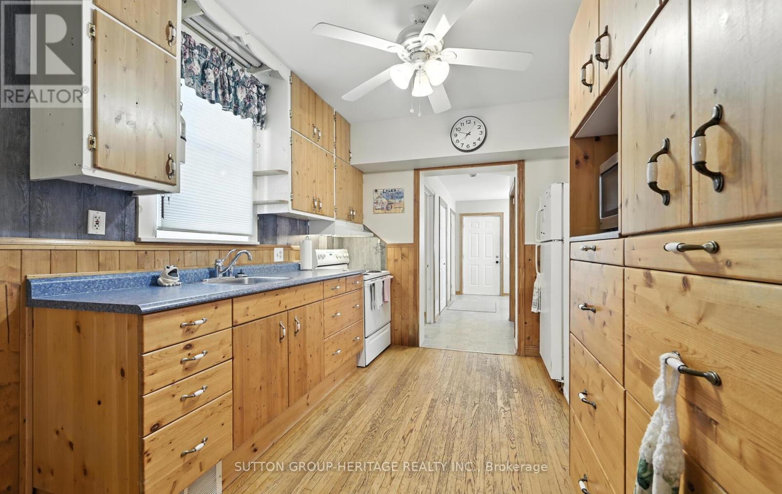 170 Alma Street, Oshawa, Ontario  L1G 2C2 - Photo 6 - E12426066