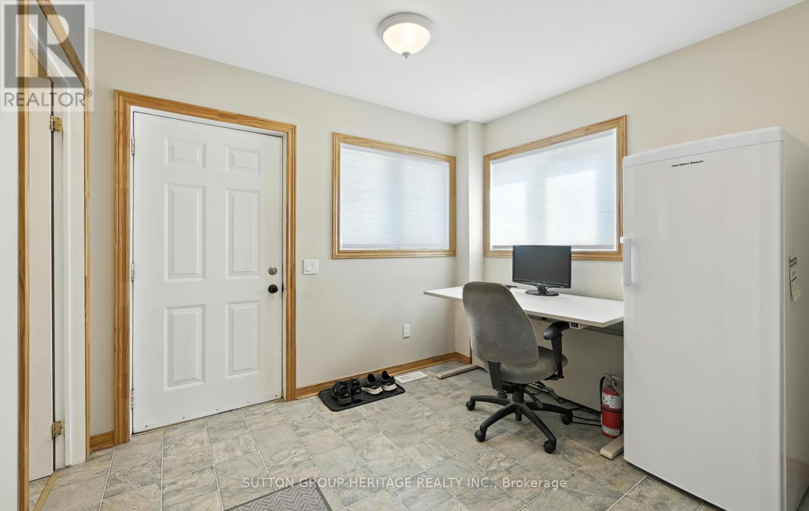 170 Alma Street, Oshawa, Ontario  L1G 2C2 - Photo 8 - E12426066