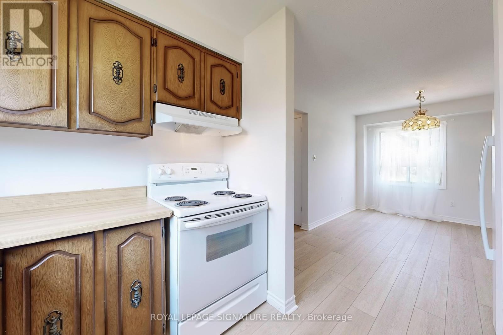 35 Crittenden Square, Toronto, Ontario  M1B 1V2 - Photo 9 - E12426106