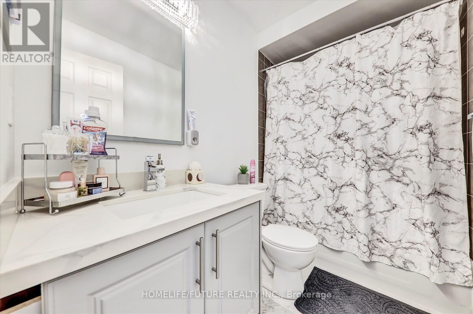 38 Lavan Lane, Ajax, Ontario  L1T 0H1 - Photo 31 - E12424087