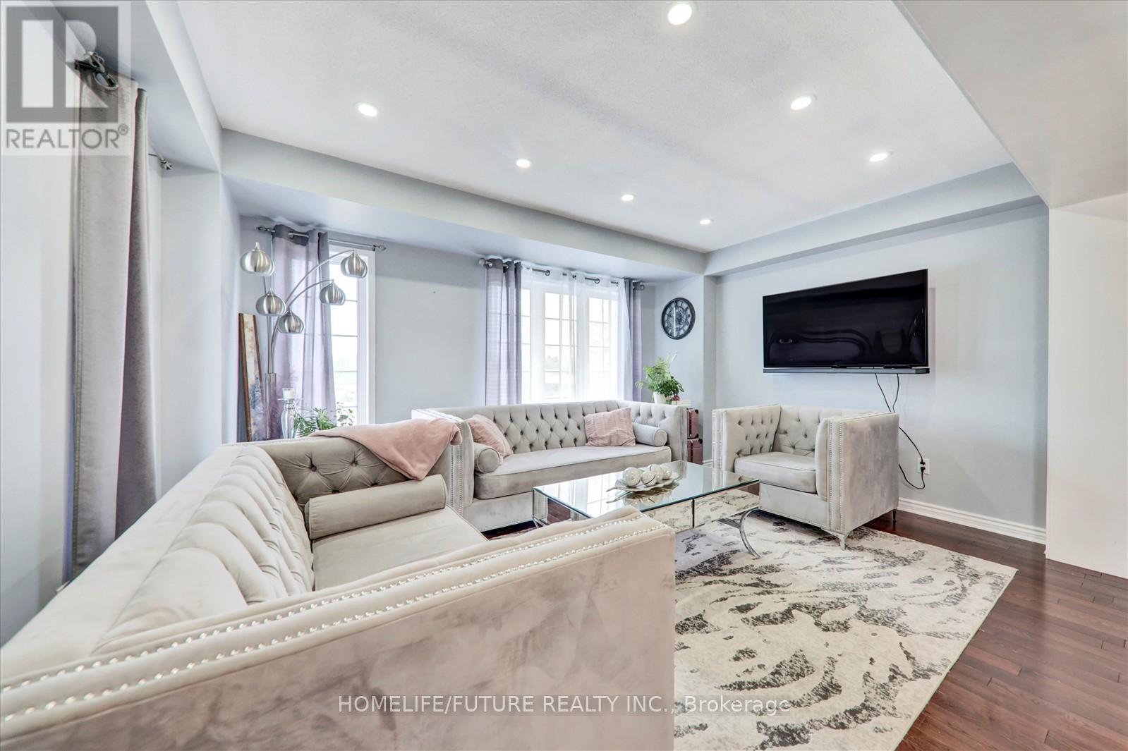 38 Lavan Lane, Ajax, Ontario  L1T 0H1 - Photo 16 - E12424087