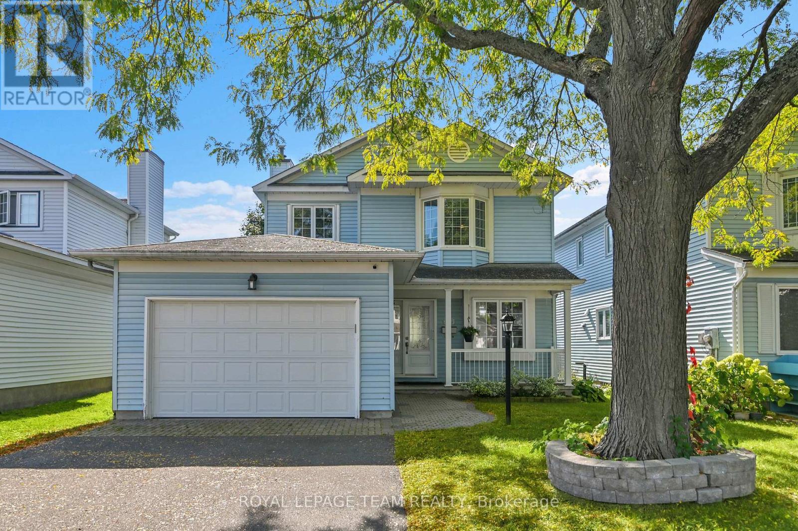 310 Mceachern Crescent, Ottawa, Ontario  K1E 3K2 - Photo 1 - X12426174